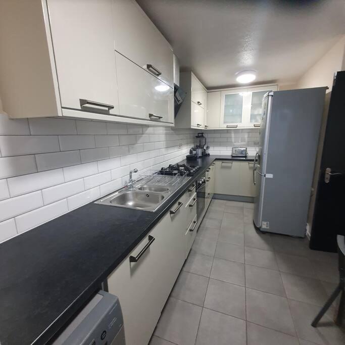 Ferienwohnung 3Beds Family Friendly In London With Good Transport Links Exterior foto